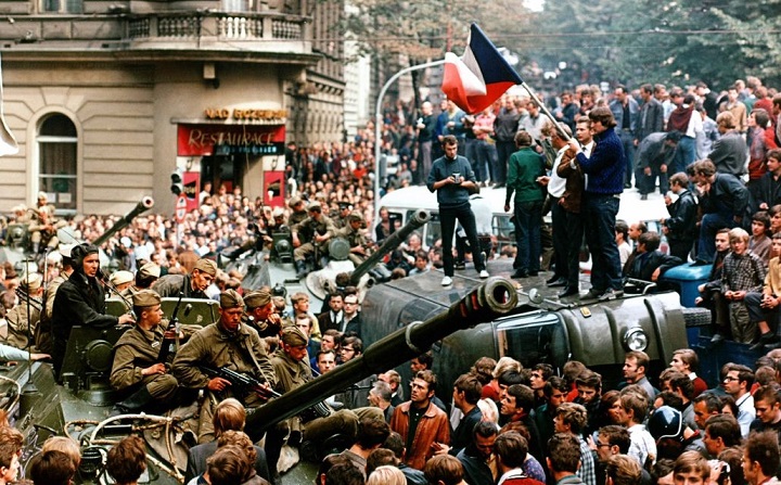 Как вводили войска в Чехословакию